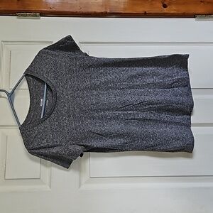 Mossimo heather gray t shirt.  A